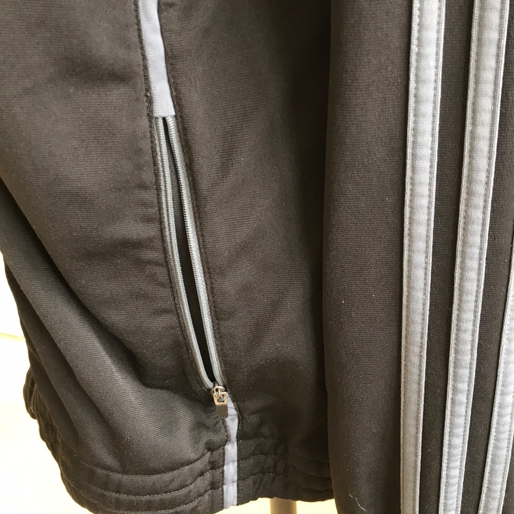 Men’s adidas full zip sweatshirt - Picture 3 of 6